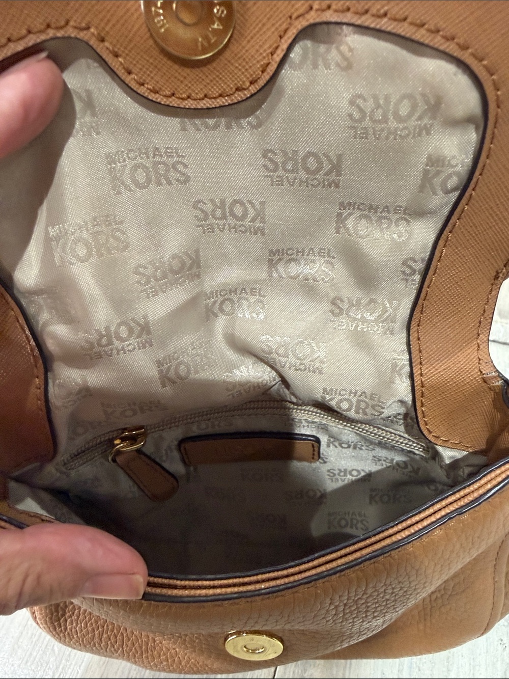 Michael Kors Brown Pebbled Leather Crossbody with Gold Plate- Needs strap - Picture 7 of 11
